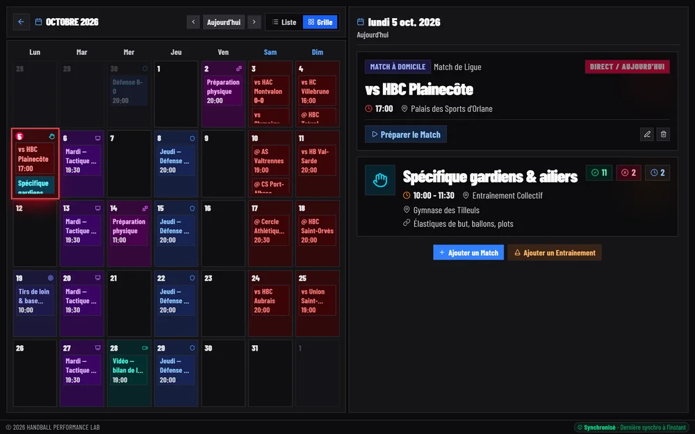 Calendrier mensuel avec matchs et entraînements.